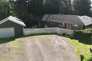 46581 Iversen Dr, Gualala, CA 95445 - Photo 12