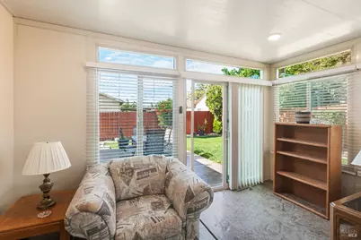 616 Emperor Drive, Suisun City, CA 94585 - Photo 36