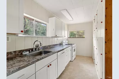 10701 Orr Springs Road, Ukiah, CA 95482 - Photo 14