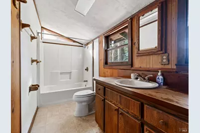 10701 Orr Springs Road, Ukiah, CA 95482 - Photo 24