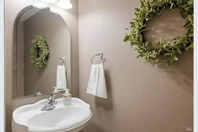 1238 Darling Street, Napa, CA 94558 - Photo 32