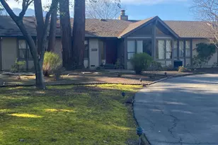 15416 Woodside Ct, Glen Ellen, CA 95476 - Photo 2