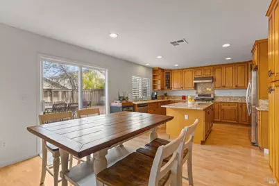 562 Citadel Court, Fairfield, CA 94534 - Photo 18