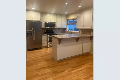 7536 Mercedes Way, Rohnert Park, CA 94928 - Photo 2