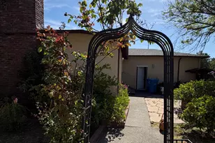 1927 Marsh Rd, Santa Rosa, CA 95403 - Photo 2
