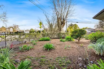 2003 Humboldt Street, Santa Rosa, CA 95404 - Photo 48