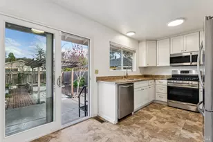 18023 Mulberry Ave, Sonoma, CA 95476 - Photo 2