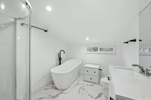 203 Cockrobin Ave, Windsor, CA 95492 - Photo 36