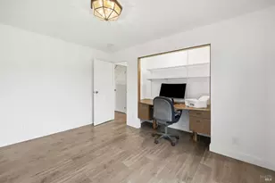 203 Cockrobin Ave, Windsor, CA 95492 - Photo 16