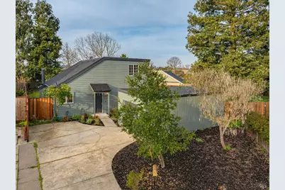 125 Saratoga Court, Petaluma, CA 94954 - Photo 2