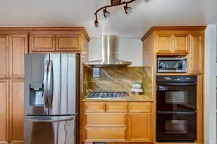 1365 W L St, Benicia, CA 94510 - Photo 10