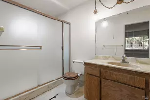 1084 Jamie Dr, Concord, CA 94518 - Photo 16