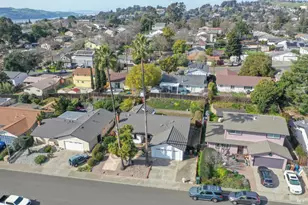 2135 Via Alta Ct, Benicia, CA 94510 - Photo 38