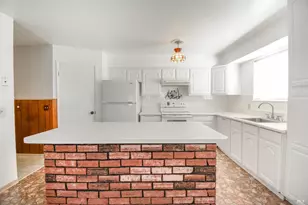 2135 Via Alta Ct, Benicia, CA 94510 - Photo 14