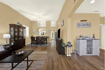 161 Currant Lane, Vacaville, CA 95687 - Photo 6