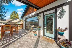 2135 E 2nd St, Benicia, CA 94510 - Photo 8