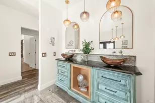 2135 E 2nd St, Benicia, CA 94510 - Photo 40