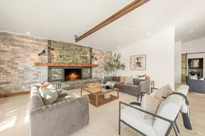 2135 E 2nd Street, Benicia, CA 94510 - Photo 12