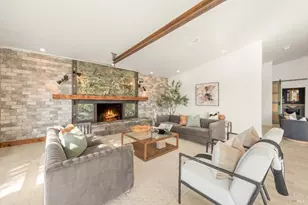 2135 E 2nd St, Benicia, CA 94510 - Photo 12