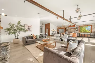 2135 E 2nd Street, Benicia, CA 94510 - Photo 14