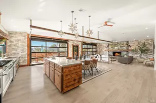 2135 E 2nd St, Benicia, CA 94510 - Photo 18