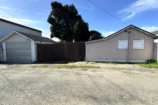 210 S McPherson St, Fort Bragg, CA 95437 - Photo 28