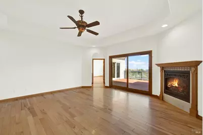 2136 Vineyard Hills Court, Vacaville, CA 95688 - Photo 18