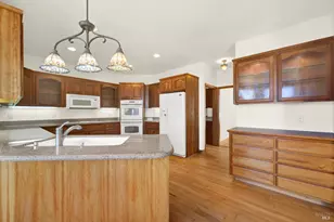 2136 Vineyard Hills Ct, Vacaville, CA 95688 - Photo 20