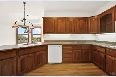 2136 Vineyard Hills Court, Vacaville, CA 95688 - Photo 22