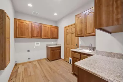 2136 Vineyard Hills Court, Vacaville, CA 95688 - Photo 36