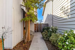 179 Oyster Pond Rd, Alameda, CA 94502 - Photo 4