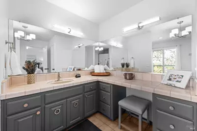 5860 Sharp Road, Calistoga, CA 94515 - Photo 18