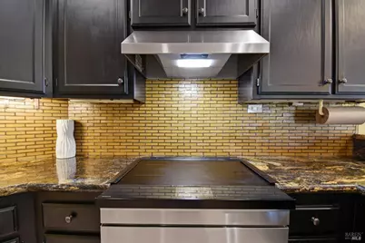 5828 Owl Hill Avenue, Santa Rosa, CA 95409 - Photo 14