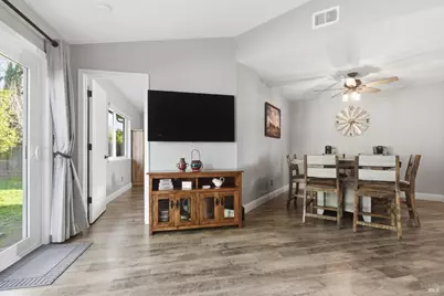 1433 Langley Way, Suisun City, CA 94585 - Photo 10