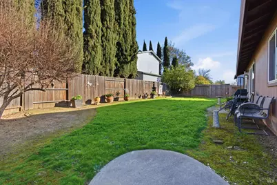 1433 Langley Way, Suisun City, CA 94585 - Photo 28