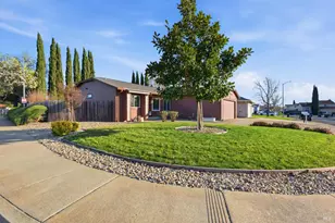 1433 Langley Way, Suisun City, CA 94585 - Photo 2