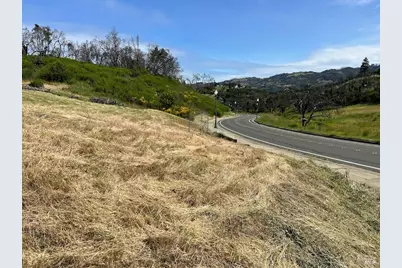 3950 Silver Fox Court, Santa Rosa, CA 95403 - Photo 4