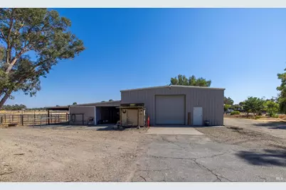 7672 Country Lane, Vacaville, CA 95688 - Photo 2