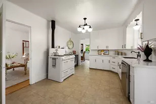 7357 Covey Rd, Forestville, CA 95436 - Photo 16