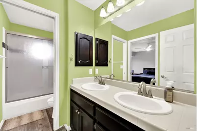 230 Sparrow Street, Vacaville, CA 95687 - Photo 18