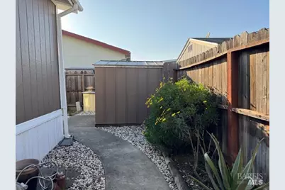 8109 B Street, Windsor, CA 95492 - Photo 10