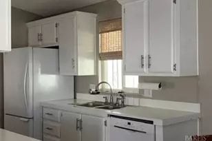 8109 B St, Windsor, CA 95492 - Photo 4