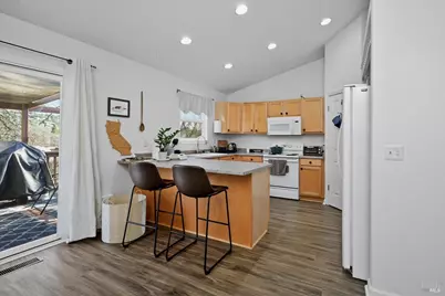 18286 North Shore Drive, Hidden Valley Lake, CA 95467 - Photo 8