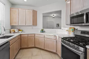 5257 Venus Dr, Fairfield, CA 94534 - Photo 14