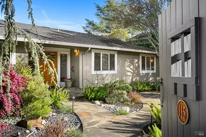115 Oak Springs Drive, San Anselmo, CA 94960 - Photo 2