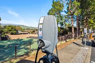 96 Forest Ln, San Rafael, CA 94903 - Photo 58