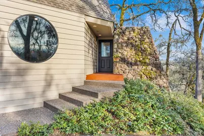10045 Loch Haven Drive, Santa Rosa, CA 95404 - Photo 2