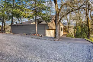 10045 Loch Haven Dr, Santa Rosa, CA 95404 - Photo 32