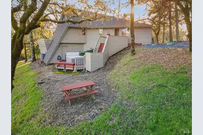 10045 Loch Haven Drive, Santa Rosa, CA 95404 - Photo 30