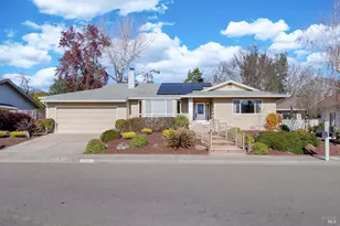 8902 Oak Trail Dr, Santa Rosa, CA 95409 - Photo 2